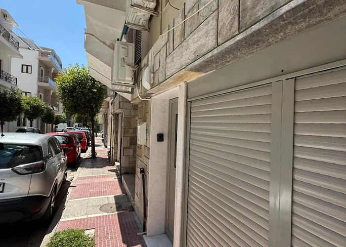 Апартаменты Cosy On Mpoleti